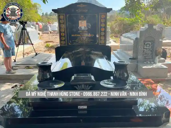 mộ đá granite